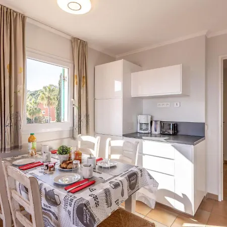 Apartment Les Rivages Des Issambres-6 By Interhome
